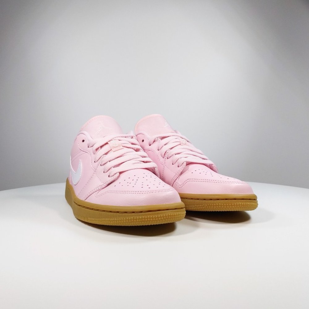 WMNS AIR JORDAN 1 LOW 'ARCTIC PINK GUM' - Picture 2 of 4